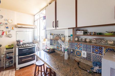 Apartamento à venda com 100m², 3 quartos e 2 vagasCozinha e Área de Serviço