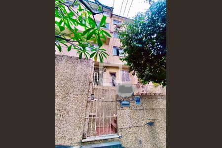 Apartamento à venda com 70m², 1 quarto e sem vaga Apartamento à venda com 70m², 1 quarto e sem vagaFachada com cartaz QA.