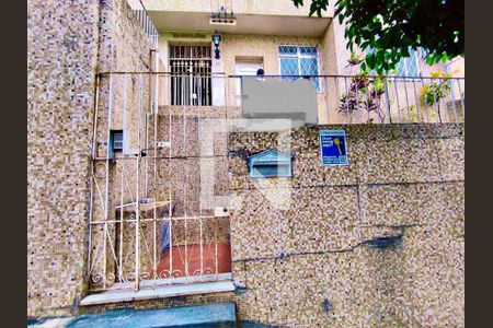 Apartamento à venda com 70m², 1 quarto e sem vaga Apartamento à venda com 70m², 1 quarto e sem vagaFachada com cartaz QA.