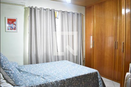 Suíte de casa para alugar com 4 quartos, 450m² em Campo Grande, Rio de Janeiro