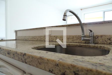 Apartamento à venda com 42m², 1 quarto e 1 vagaCozinha - Torneira