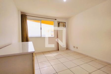 Apartamento à venda com 42m², 1 quarto e 1 vagaQuarto Suíte