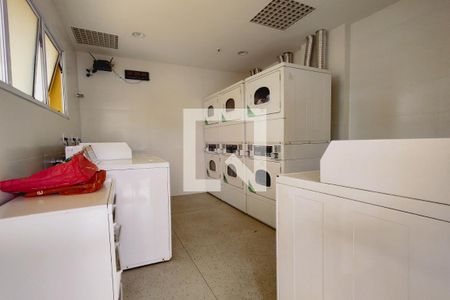 Apartamento à venda com 42m², 1 quarto e 1 vagaÁrea comum - Lavanderia