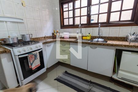 Casa à venda com 250m², 4 quartos e 2 vagasCozinha
