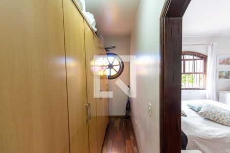 Casa à venda com 250m², 4 quartos e 2 vagasCloset da suíte 3