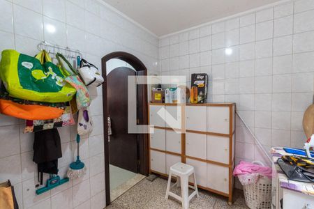 Casa à venda com 250m², 4 quartos e 2 vagasLavanderia