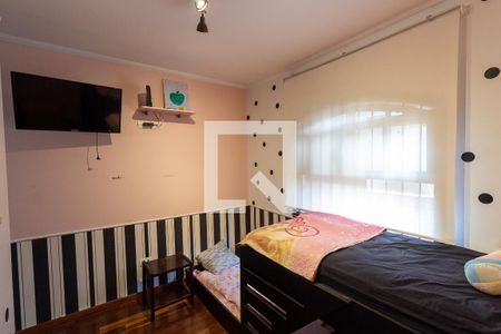 Casa à venda com 250m², 4 quartos e 2 vagasQuarto Suíte 1