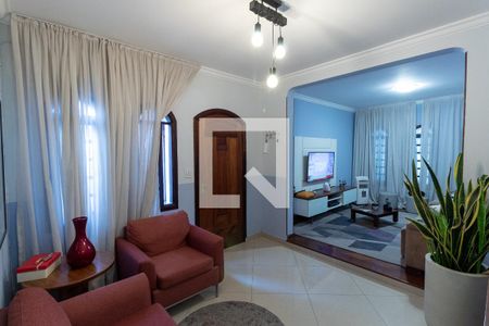 Sala de casa à venda com 4 quartos, 250m² em Vila Granada, São Paulo