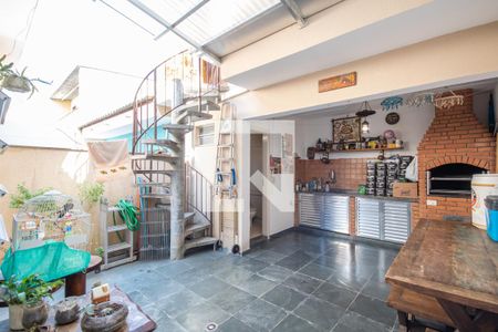 Casa à venda com 170m², 3 quartos e 2 vagasChurrasqueira