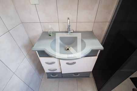 Casa à venda com 170m², 3 quartos e 2 vagasBanheiro 3