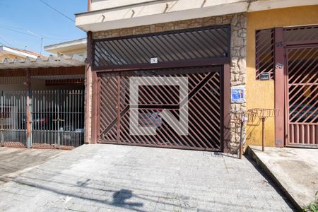 Casa à venda com 170m², 3 quartos e 2 vagasFachada