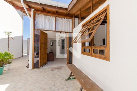 Casa para alugar com 80m², 2 quartos e 1 vaga Casa para alugar com 80m², 2 quartos e 1 vagaEntrada