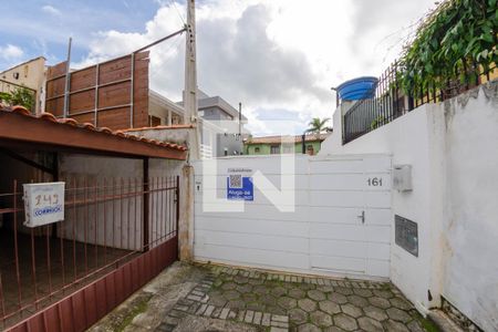 Casa para alugar com 80m², 2 quartos e 1 vaga Casa para alugar com 80m², 2 quartos e 1 vagaPortão fachada