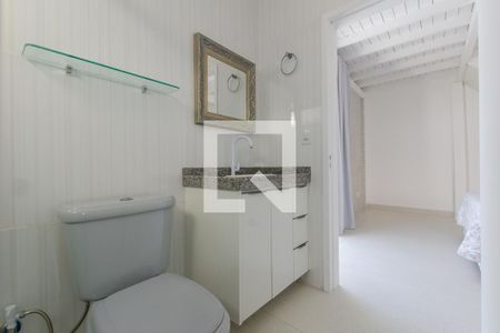Casa para alugar com 80m², 2 quartos e 1 vaga Casa para alugar com 80m², 2 quartos e 1 vagaBanheiro da suíte