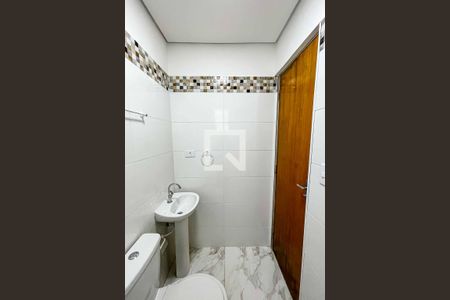 Casa para alugar com 98m², 3 quartos e 1 vagaBanheiro