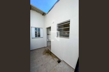 Casa para alugar com 98m², 3 quartos e 1 vagaÁrea de Serviço