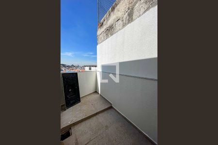 Casa para alugar com 98m², 3 quartos e 1 vagaÁrea de Serviço