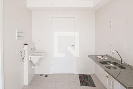 Sala/Cozinha de apartamento para alugar com 1 quarto, 30m² em Vila Ré, São Paulo