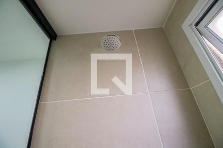 Apartamento à venda com 63m², 2 quartos e 1 vaga Apartamento à venda com 63m², 2 quartos e 1 vagaBanheiro da Suíte