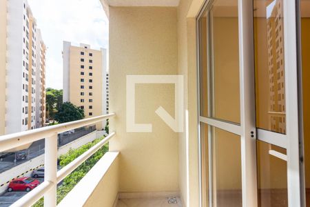 Sacada de apartamento para alugar com 2 quartos, 61m² em Jaguaribe, Osasco