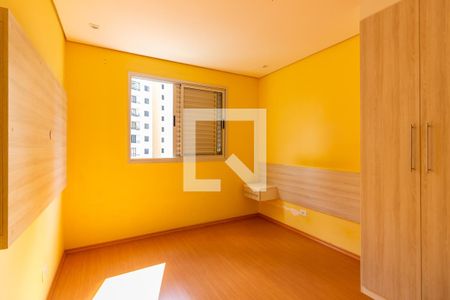 Quarto 1 de apartamento para alugar com 2 quartos, 61m² em Jaguaribe, Osasco