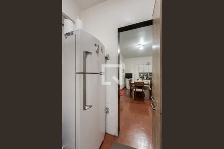 Casa à venda com 300m², 6 quartos e sem vaga Casa à venda com 300m², 6 quartos e sem vagaCozinha