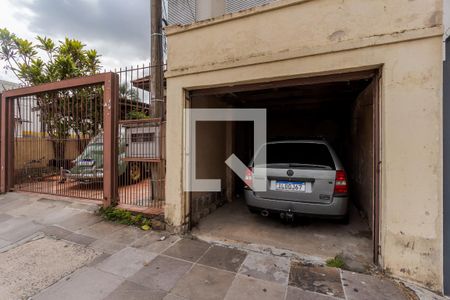 Casa à venda com 300m², 6 quartos e sem vaga Casa à venda com 300m², 6 quartos e sem vagaGaragem