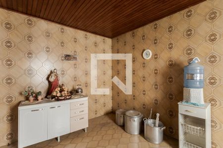 Casa à venda com 300m², 6 quartos e sem vaga Casa à venda com 300m², 6 quartos e sem vagaCozinha 2