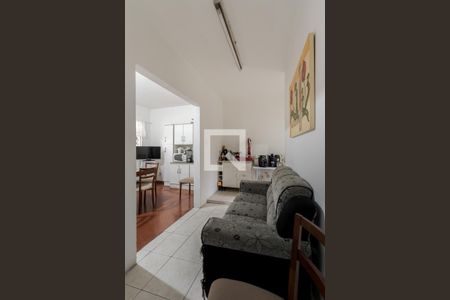 Casa à venda com 300m², 6 quartos e sem vaga Casa à venda com 300m², 6 quartos e sem vagaCopa