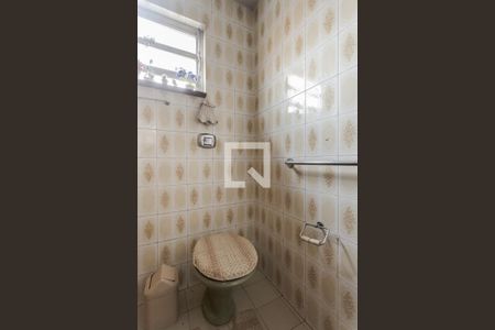 Casa à venda com 300m², 6 quartos e sem vaga Casa à venda com 300m², 6 quartos e sem vagaBanheiro 2