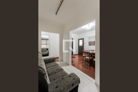 Casa à venda com 300m², 6 quartos e sem vaga Casa à venda com 300m², 6 quartos e sem vagaCopa