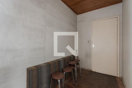 Casa à venda com 300m², 6 quartos e sem vaga Casa à venda com 300m², 6 quartos e sem vagaQuarto 6