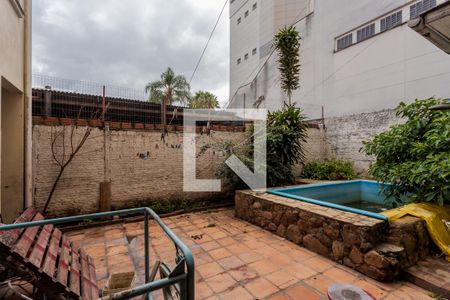 Casa à venda com 300m², 6 quartos e sem vaga Casa à venda com 300m², 6 quartos e sem vagaÁrea de Serviço