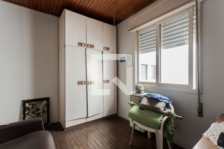 Casa à venda com 300m², 6 quartos e sem vaga Casa à venda com 300m², 6 quartos e sem vagaQuarto 5