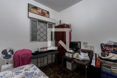 Casa à venda com 300m², 6 quartos e sem vaga Casa à venda com 300m², 6 quartos e sem vagaQuarto 3