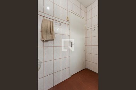 Casa à venda com 300m², 6 quartos e sem vaga Casa à venda com 300m², 6 quartos e sem vagaBanheiro 1