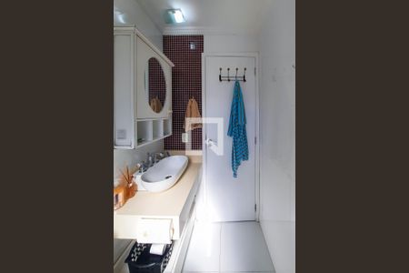 Banheiro da Suíte de apartamento para alugar com 3 quartos, 96m² em Nova Petrópolis, São Bernardo do Campo