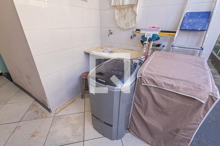 Casa à venda com 180m², 3 quartos e 2 vagasÁrea de serviço / Espaço Gourmet / Quintal