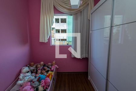 Casa à venda com 180m², 3 quartos e 2 vagasQuarto 2