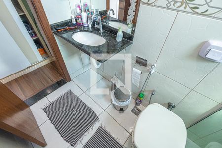 Casa à venda com 180m², 3 quartos e 2 vagasBanheiro da suíte