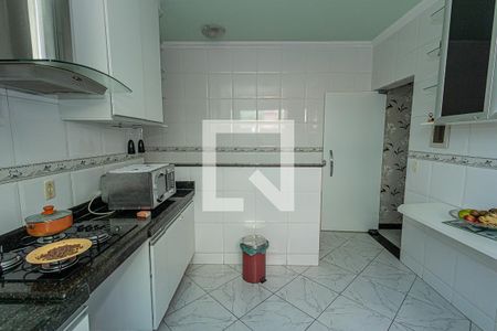 Casa à venda com 180m², 3 quartos e 2 vagasCozinha