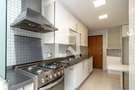 Apartamento para alugar com 114m², 3 quartos e 2 vagas Apartamento para alugar com 114m², 3 quartos e 2 vagasCozinha