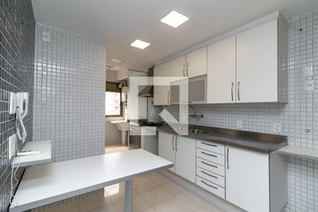 Apartamento para alugar com 114m², 3 quartos e 2 vagas Apartamento para alugar com 114m², 3 quartos e 2 vagasCozinha