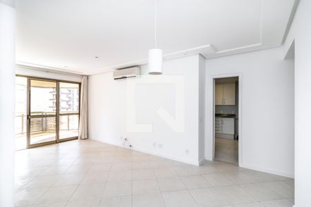 Apartamento para alugar com 114m², 3 quartos e 2 vagas Apartamento para alugar com 114m², 3 quartos e 2 vagasSala