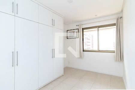 Apartamento para alugar com 114m², 3 quartos e 2 vagas Apartamento para alugar com 114m², 3 quartos e 2 vagasQuarto 2
