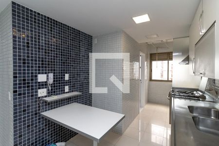 Apartamento para alugar com 114m², 3 quartos e 2 vagas Apartamento para alugar com 114m², 3 quartos e 2 vagasCozinha