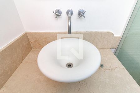 Apartamento para alugar com 114m², 3 quartos e 2 vagas Apartamento para alugar com 114m², 3 quartos e 2 vagasBanheiro Social Torneira