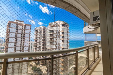 Apartamento para alugar com 114m², 3 quartos e 2 vagas Apartamento para alugar com 114m², 3 quartos e 2 vagasVaranda da Suite