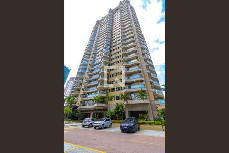Apartamento para alugar com 114m², 3 quartos e 2 vagas Apartamento para alugar com 114m², 3 quartos e 2 vagasFachada do Prédio