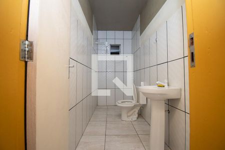 Casa à venda com 200m², 3 quartos e 3 vagas Casa à venda com 200m², 3 quartos e 3 vagasbanheiro